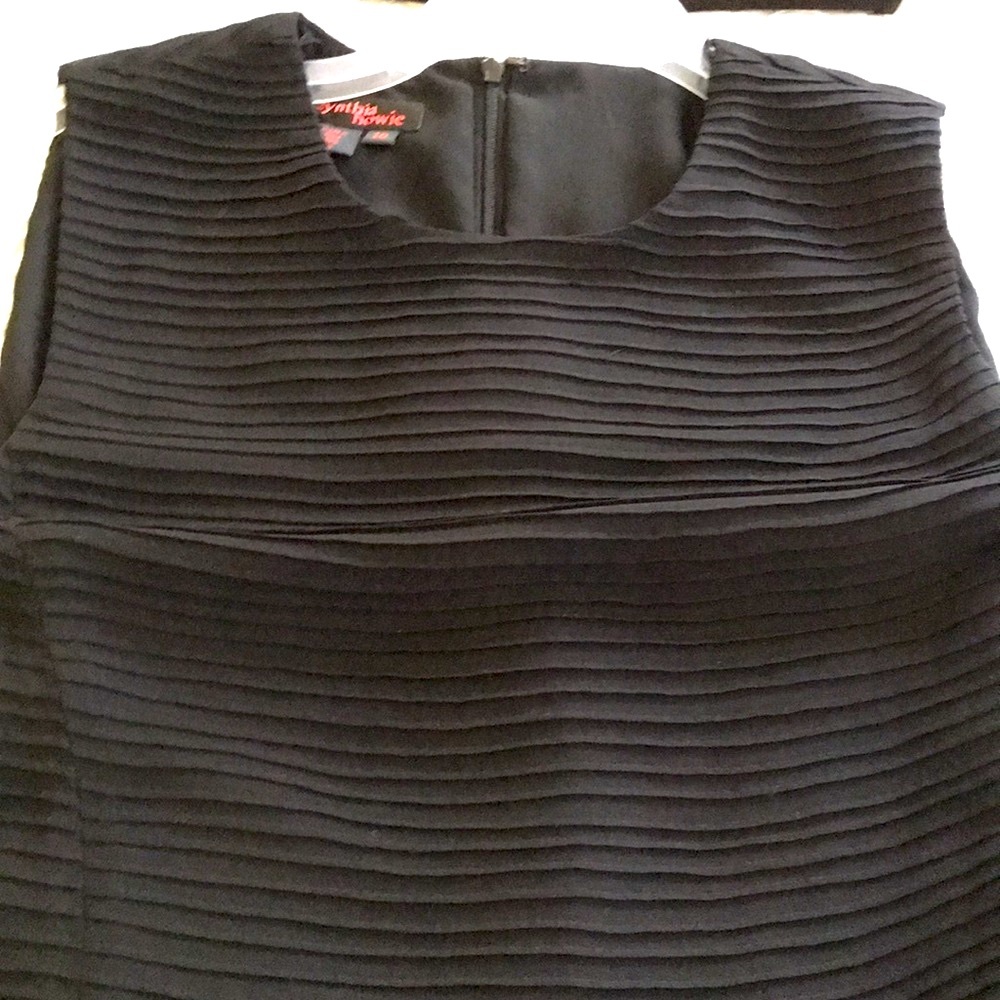 Cynthia Howie NWOT, elegant Midi black dress
